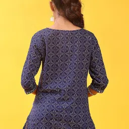 V-Mart Ethnic Motifs Printed Mirror Work Pure Cotton Mirror Work Kurti image 2