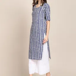 7threads KALINI Women Pack of 2 Blue & Red Geometric Printed Crepe Kurta image 4