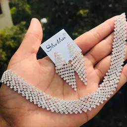 ISLANA 2Pc White Alloy Jewellery Set image 5