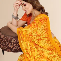 moda rapido ANAND SAREES Yellow Floral Printed Saree image 5