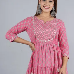 BAIRAJ Floral Printed Gotta Patti V-Neck Flared Anarkali Kurta image 3