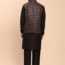 Pro-Ethic STYLE DEVELOPER Men Embroidered Regular Pure Silk Kurta with Trousers image 5