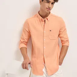 THE BEAR HOUSE Men Solid Button-Down Collar Casual Shirt-picture-25