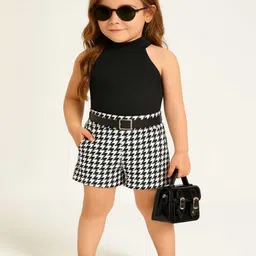 Ninas Girls Round Neck Top With Shorts-picture-30