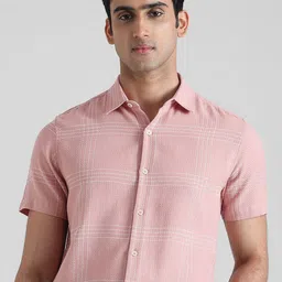 Mufti Men Slim Fit Textured Spread Collar Casual Shirt-picture-22