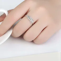 Teeragaj Stone Studded Finger Ring image 2