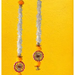 Nutts Yellow & White Hanging Garlands image 5