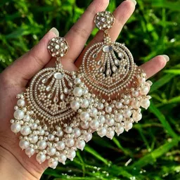 Brado Jewellery Contemporary Chandbalis Earrings-picture-34