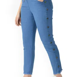 Ira Collections Women Comfort Regular Fit Mid-Rise Stretchable Jeans image 3