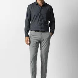 Van Heusen Men Floral Printed Spread Collar Formal Shirt image 2