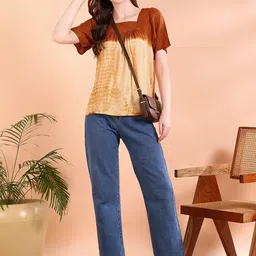 Chandbaali Women Square Neck Tie and Dye Top image 4
