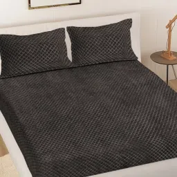 FABINALIV Brown Geometric Woollen Embosed Double Bedsheet with 2 Pillow Covers (King)-picture-12