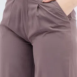 DressBerry Women Solid Classic High-Rise Trousers image 3