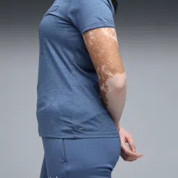 puma Train All Day Heather Logo Women's Training Tee image 5