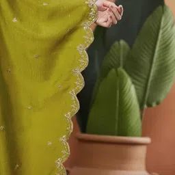 Pantos Women Ethnic Motifs Embroidered Panelled Thread Work Kurta with Trousers & With Dupatta image 2