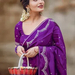 WOVENSTOCK Ethnic Motifs Embroidered Kanjeevaram Saree image 5