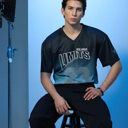 Snitch Stars Within Limitless Ombre Oversized Jersey-picture-29