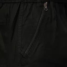 HO BINDAASS Men Mid-Rise Regular Fit Cotton Cargo Shorts image 3