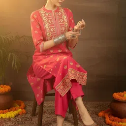 Indo Era Ethnic Motifs Printed Thread Work Pure Cotton Straight Kurta with Trousers image 2