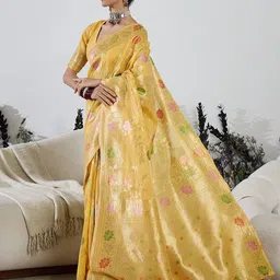 Dori Woven Design Zari Banarasi Saree image 3