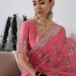 Sangria Woven Design Banarasi Saree image 3