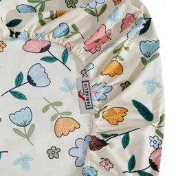 FABINALIV Peach-Coloured & Cream-Coloured Floral 300 TC King Bedsheet with 2 Pillow Covers image 4