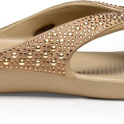 da naturo Women Slippers image 3