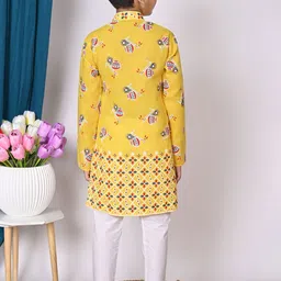 AHLAN APPARELS Boys Ethnic Motifs Printed Kurta with Pyjama image 4
