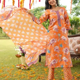 AHIKA Floral Printed Round Neck Straight Kurta With Trousers & Dupatta image 2