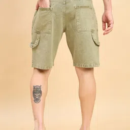 STUDIO NEXX Men Washed Loose Fit Low-Rise Denim Shorts image 3