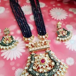 UNNATI JEWEL Gold-Plated Stone-Studded & Beaded Jewellery Set-picture-22