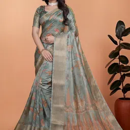 VelvetHue Floral Silk Blend Handloom Saree image 4