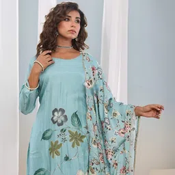 Brand Hill Women Floral Printed Regula Kurta with Trousers & With Dupatta image 4