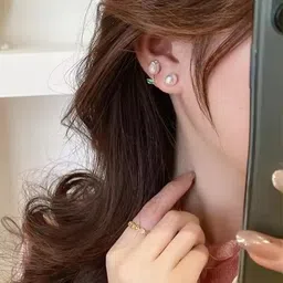 ONUYX Floral Studs Earrings image 5