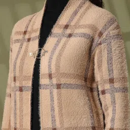 The Roadster Lifestyle Co Juelle Checked Woolen V-Neck Open Front Longline Shrug image 5