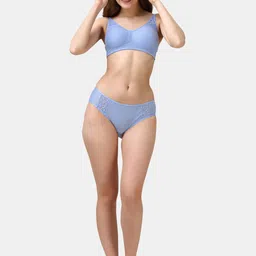 Soie Mid Rise Laced Basic Briefs image 5