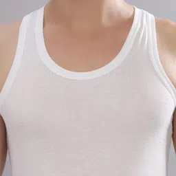 CAVENDERS Pack Of 3 Pure Cotton Scoop Neck Gym Vests C13=-=SWIFT----==3- ---85 image 5