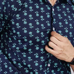 MANRANGI Men Slim Fit Spread Collar Floral Printed Cotton Casual Shirt image 4