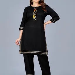 SMIEN Women Black Kurta Sets image 1