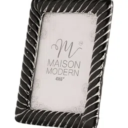 Maison Modern Black & White QuantumView Table Photo Frames image 2