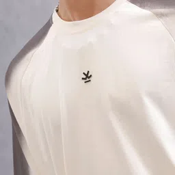 WROGN Men Colourblocked Round Neck T-shirt image 2