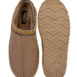 Truffle Collection Women Round Toe Winter Boots image 3