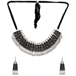 N S G Silver-Plated Oxidised Jewellery Set image 2