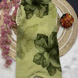 RegalDrapes Floral Printed Pure Georgette Saree with Unstitched Blouse Piece image 2
