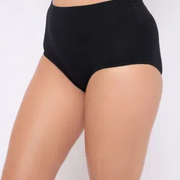 Clovia Women Solid High-Rise Hipster Briefs image 3