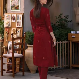 Anni Designer Women Floral Printed Regular Kurta with Trousers & Dupatta image 2