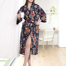 lacylook Green Free Size Bath Robe image 1
