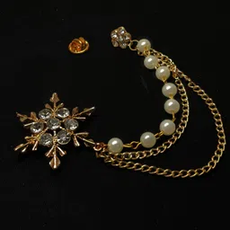 groomiverse Alluring White Flash Brooch With Pearl-fect Gems Brooch image 2