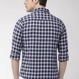 the indian garage co. Men Slim Fit Checkered Spread Collar Casual Shirt image 2