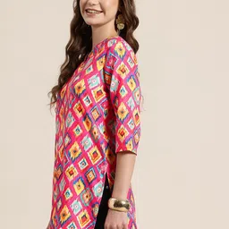 here&now Women Printed Polyester Straight Kurta image 3
